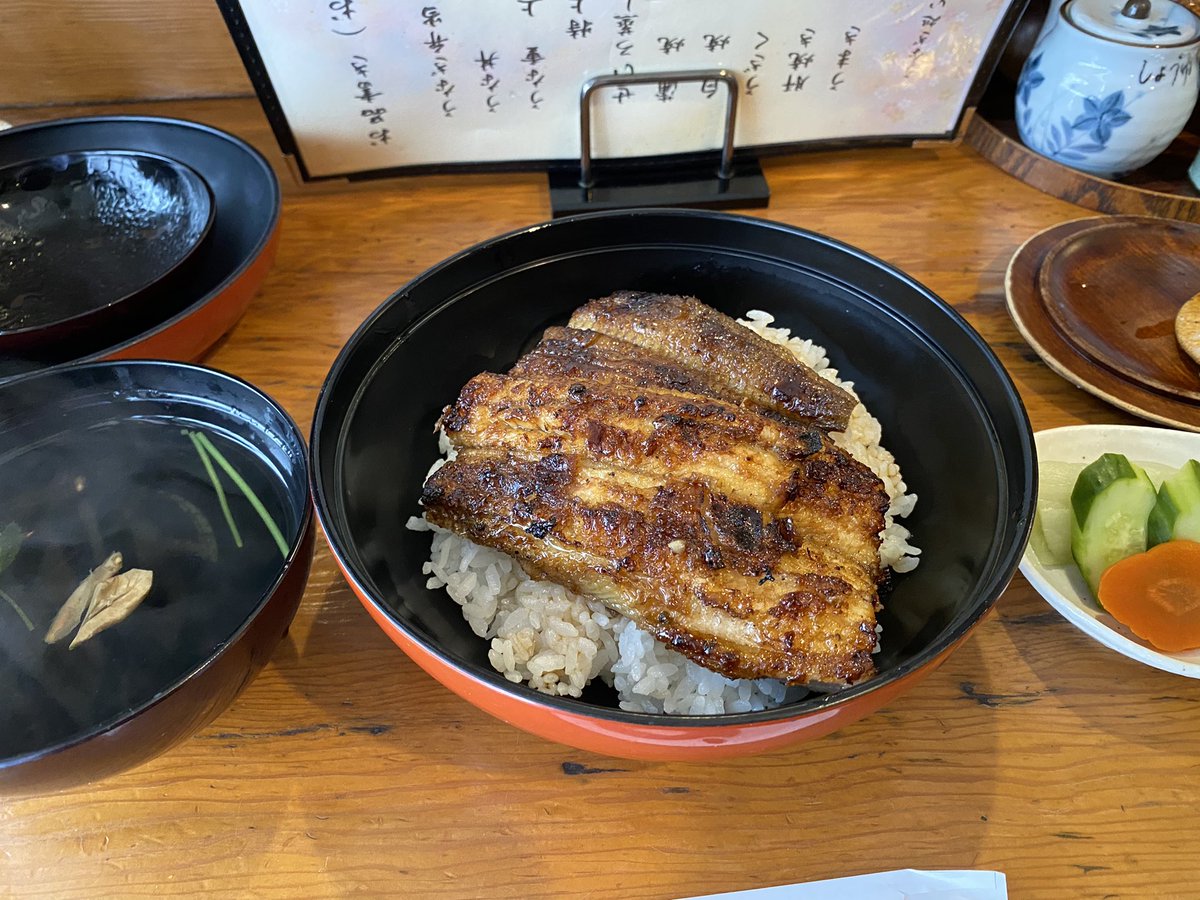 ppppmp1's tweet photo. 2時間並んだ😂 https://t.co/103DGpjsEP