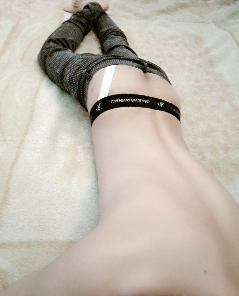 Forrent92631121's tweet photo. Today's New Post.*Happy Sunday*#karachi_gay_boy #for_rent #defance_colony #cute_boy #pornstar #FullBodyMassage @AbbottabadCall @itsdeanyoung @MarioGalenoX @rehan05223857 https://t.co/CSepbnfK1b