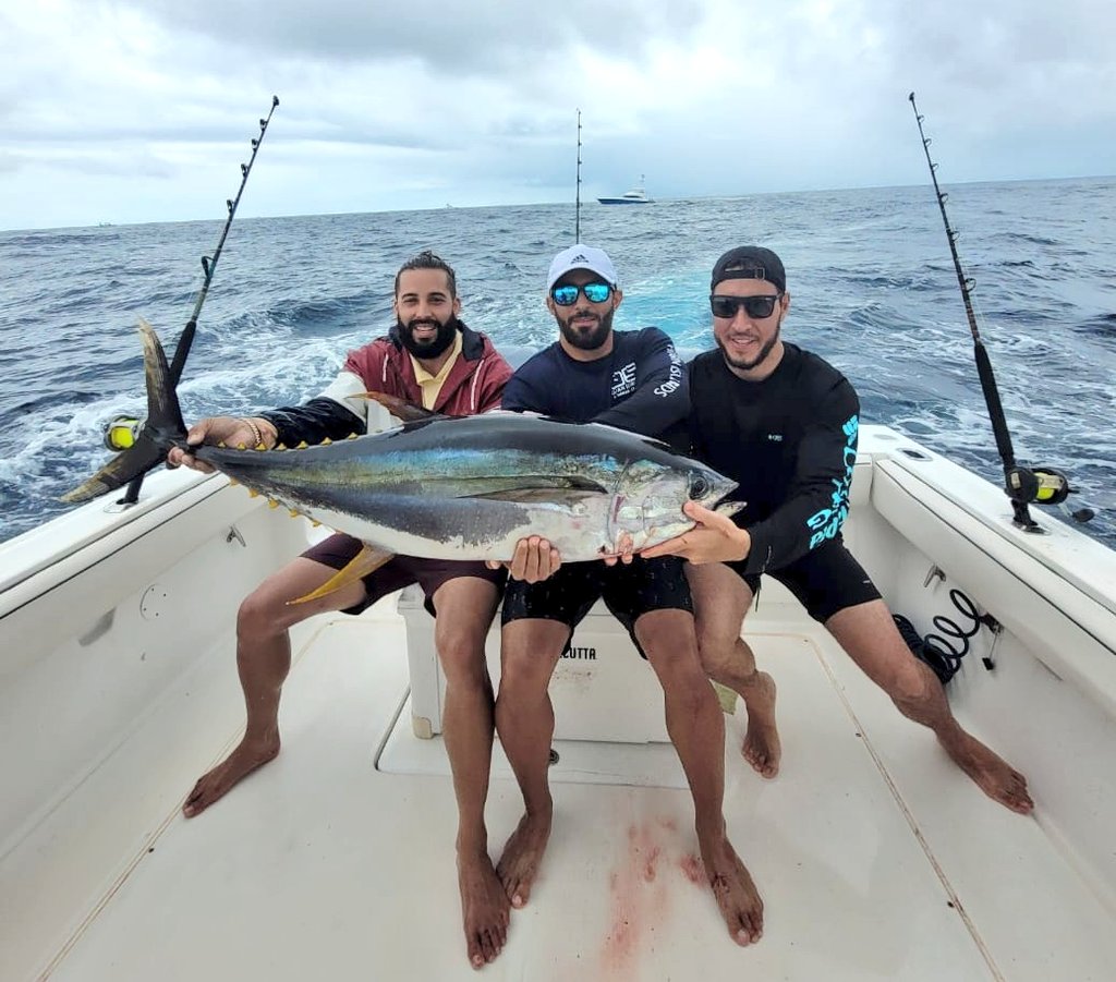 andres_brenes's tweet photo. Antes y después con buenos amigos de #Miami.
#AtunTICO #SportFishing @INCOPESCA @FECOPCR https://t.co/4gXcImjfsQ