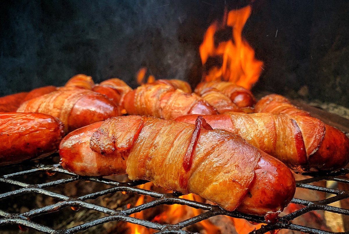 realCAMERALERO's tweet photo. #grillin #saus #bacon #foodporn #foodiepics #goodeats #heavenonapaperplate #photoglife🎥 #cameralero #paladin🏴☠️ #whatsnext🏴 #nostickmics #nomicflags https://t.co/OoiaiS2LSL