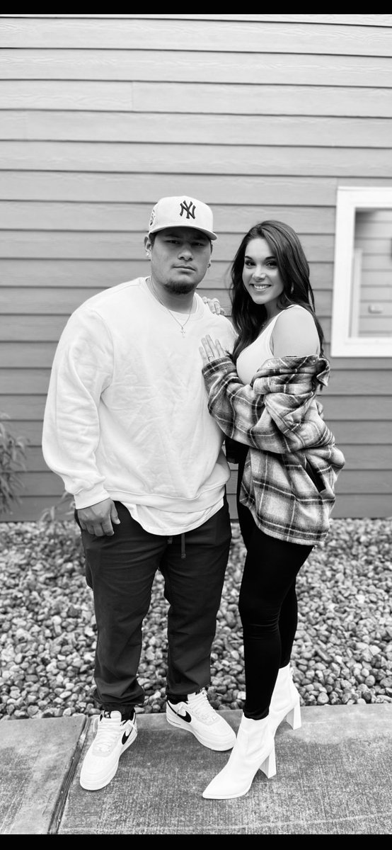 milleeeeer_'s tweet photo. happy birthday my love- may you grow old along with me. i love you.❤️ https://t.co/yu4CpvsgB6
