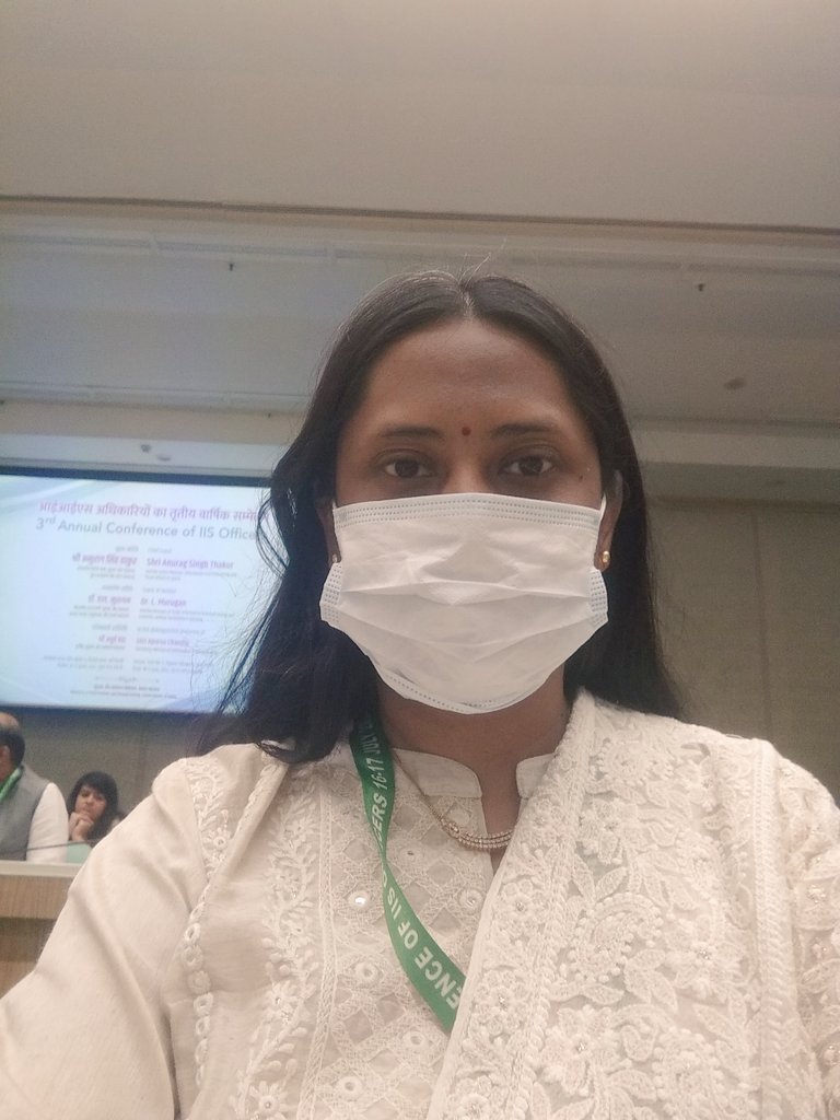 PoojaPVardhan's tweet photo. Attended the 3rd Annual Conference of IIS Officers. The first day focussed on sharing of experiences and best practices by IIS officers to strengthen last mile communication. https://t.co/x7itC0oYC9