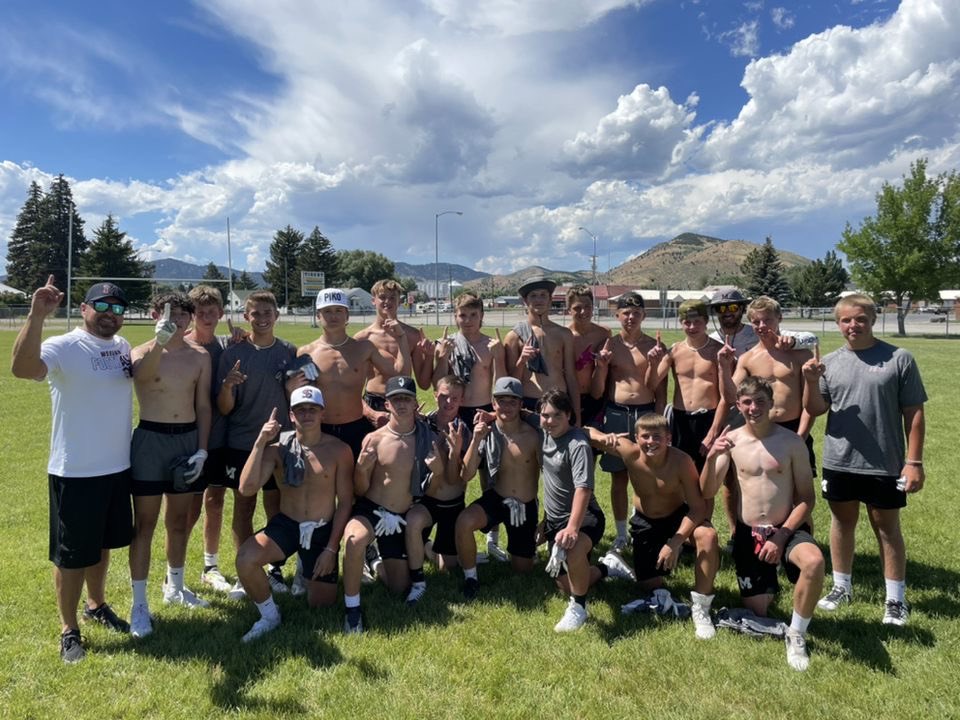 Soda Springs 7on7 JV champs! Both the Varsity and JV went undefeated. Not a huge fan of 7on7 but it was good to get out and compete against other schools one more time before official practices start on the 25th.

#TrojanPride
