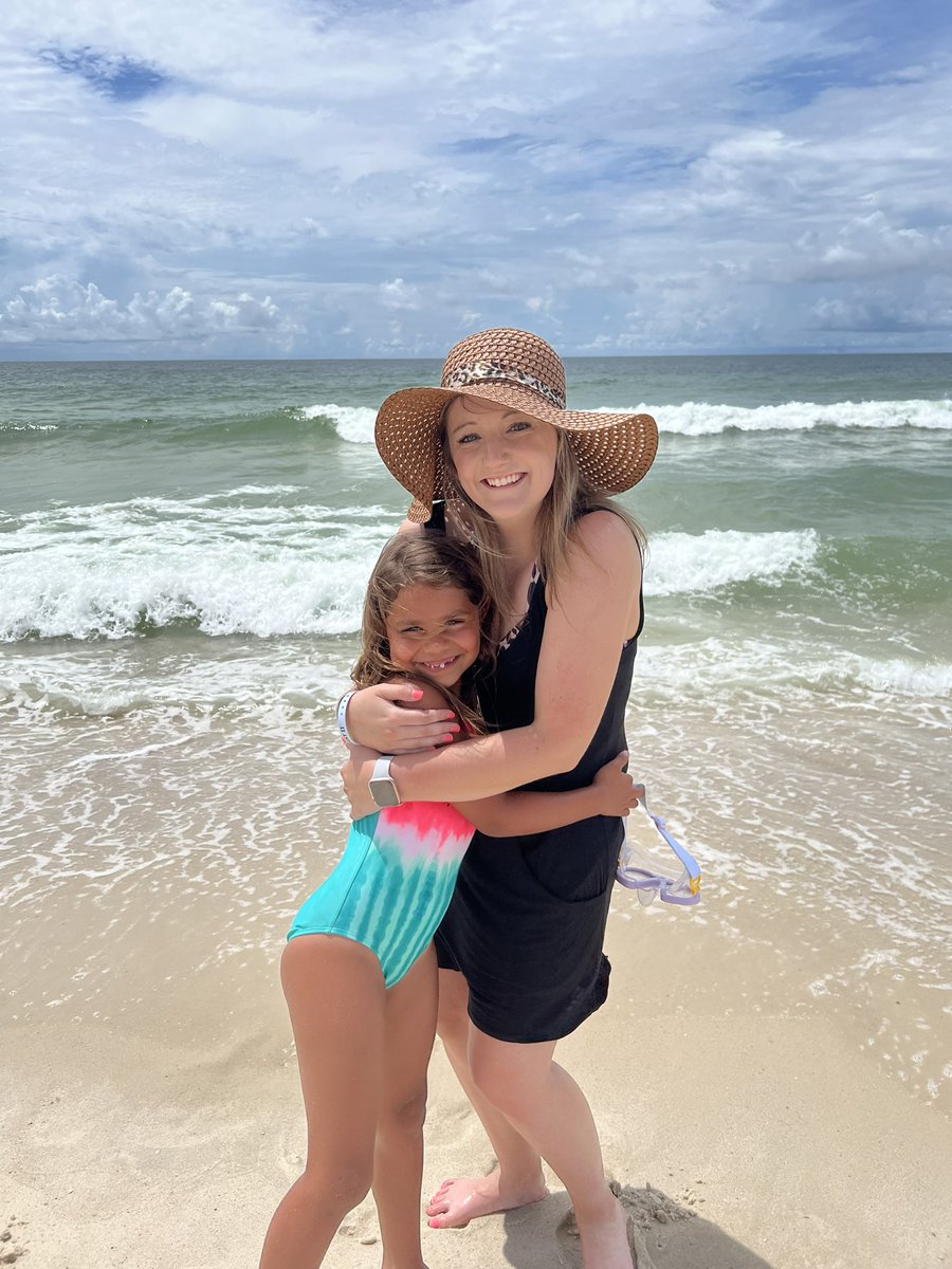 Beach day with a Rice Raccoon ❤️ #ricesummerchallenge