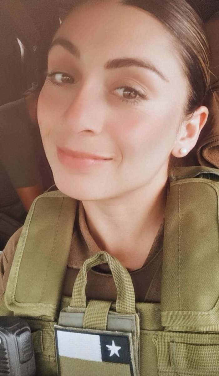 Equipo_Patriota's tweet photo. Sigamos apoyando a la Sub Teniente Javiera Navarrete, injustamente privada de libertad por el estallido delictual. @Carabdechile @CarabCoquimbo @CarabPrCentral #LibertadParaJavieraNavarrete https://t.co/1sqPGO5HhF