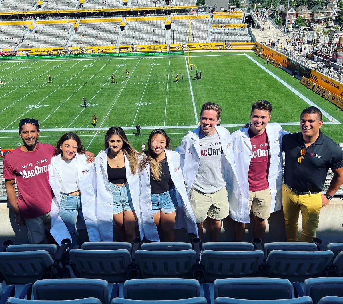 mac_ortho's tweet photo. Thank you to everyone who came out today to welcome our new PGY1s to the @mac_ortho family, ๐จstyle.
and a huge thank you goes out to Paulette for organizing such an incredible welcome party! Safe to say we all had a ball ๐
#WeAreMacOrtho #oskeeweewee #letsgoticats๐ฏ https://t.co/6XTjCD19L6