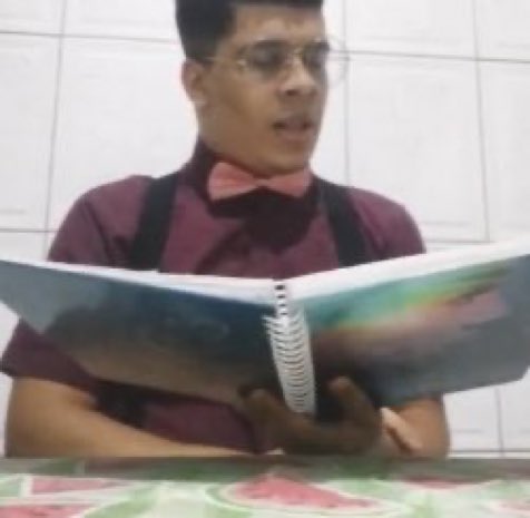 BLDMNET's tweet photo. MuDa Knowless esta parada a 5 minutos em completo silêncio https://t.co/XJpOAJr4Eb