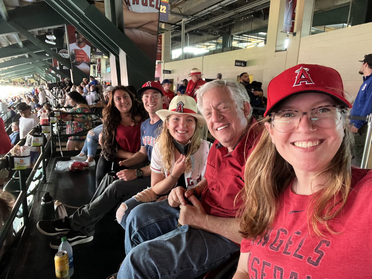 greg_gthompson's tweet photo. #GoHalos https://t.co/oGRJvnuELe