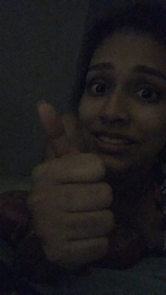criativa_nao's tweet photo. Terminei uma, na vdd faltou 2 páginas, mas eu n tô com cabeça mais pra ler, de 4000 atividades q eu tenho pra fzr até segunda 😘😘😘 gratiluz, vamo q vamo
#devagaresempre #continueanadar https://t.co/EMlH5FQp6x