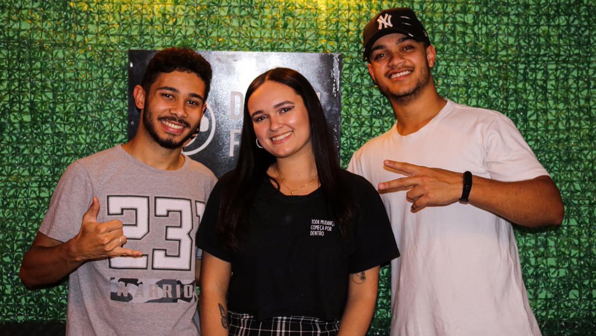 decodificast's tweet photo. @nay_basilio a primeira convidada da 2 temporada do #Decodificast 🧡🎙🔥🙏🏻 Obrigado demais Nayyyy😍🚀 https://t.co/SlBgkwBwAQ