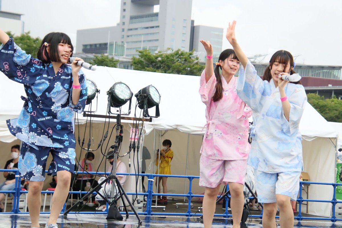 kotobuki_b39's tweet photo. 2022.07.16
#アイドル博
#PURESTAGE
#あっしゅない!
#黒瀬瑠衣
#小上がお
#花咲杏 https://t.co/dxVgZajENa
