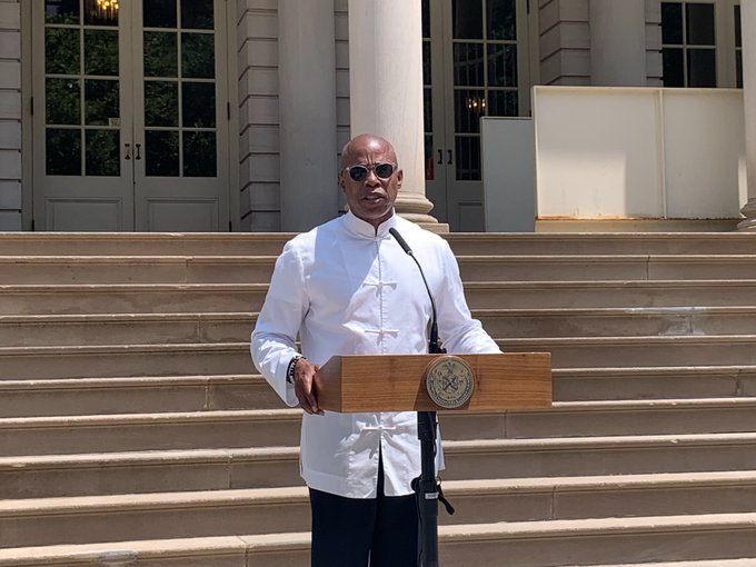 Eric adams announces he's "both parts of rush hour in one guy"