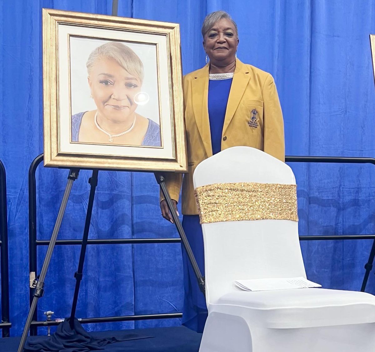 100WomenInGold, Inc (WIG) tweet media