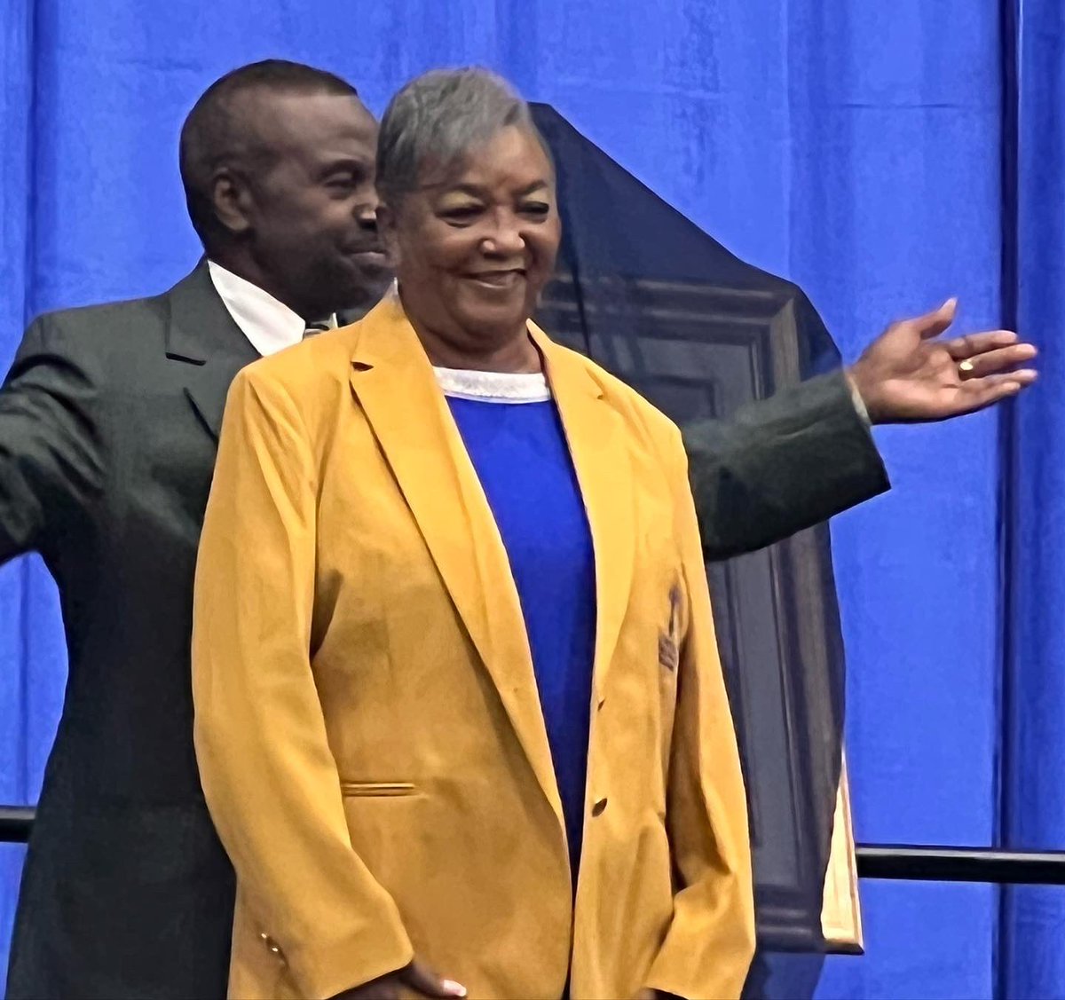 Congratulations are in order for co founder, Gwen Reeves for getting inducted into the FVSU National Alumni Association Hall of Fame. Her hard work has paid off and she contines to support her alma mater through 100 Women In Gold, Inc. 💙💛