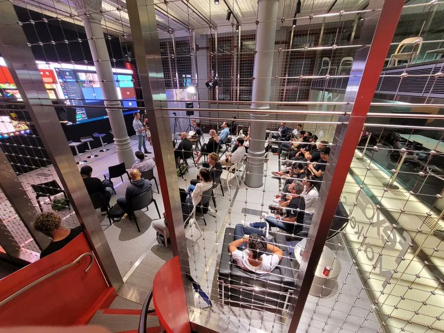 TradeFlows tweet media