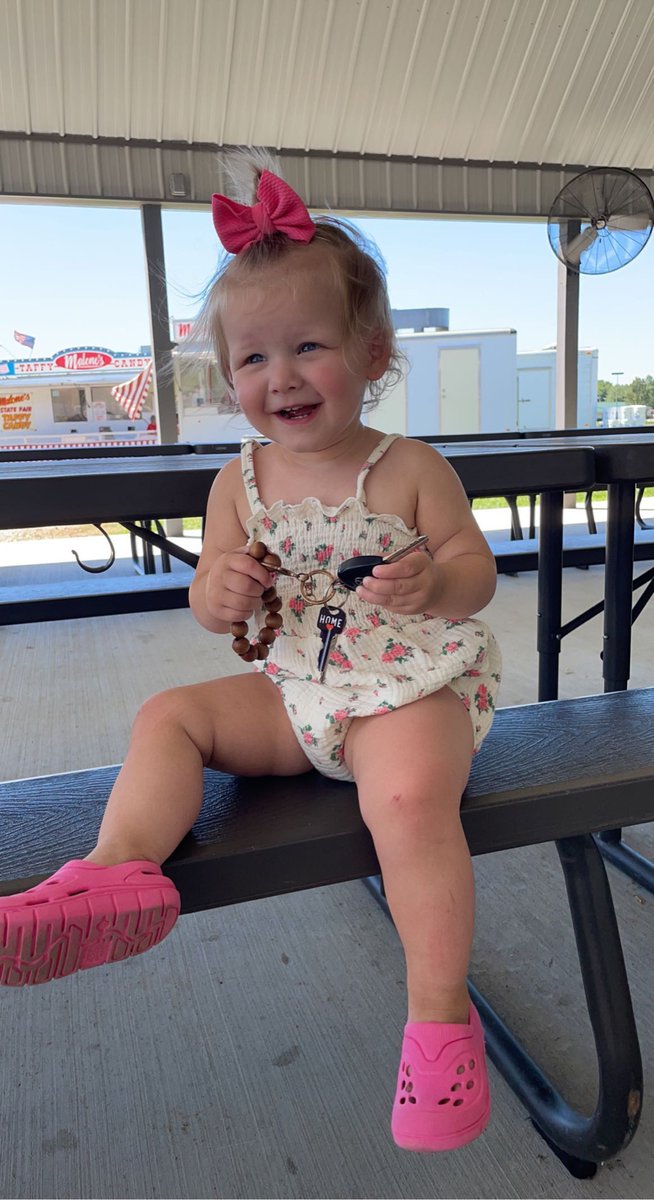 McDonald_Trump's tweet photo. My perfect girl. So blessed to be her Momma. https://t.co/tkK0N6RRC4