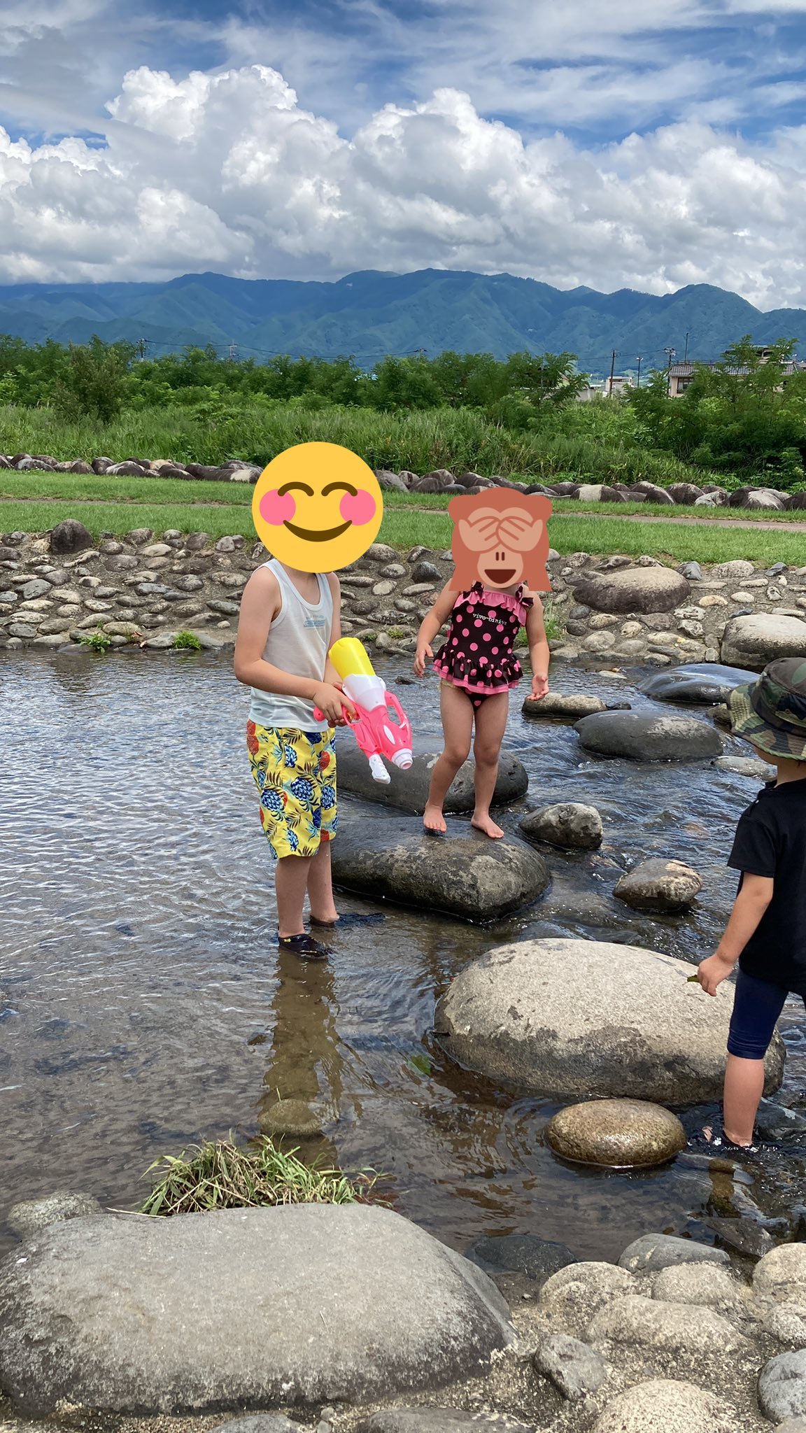 キーボー フルーツ公園のイベントと水遊びがしたくて向かった けど駐車場が絶望的にはいれないので諦めて近くの万力公園に イベント開催するなら臨時駐車場とか考えて欲しい T Co 9pnonz9xhd Twitter