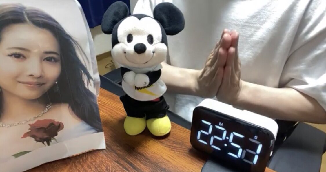 sumi19191's tweet photo. バチェロレッテ2は拝みが大切🙏💖
@chuto_misora さんの実況おもしろすぎる！だって私拝めないもん。ムエタイデートでキックなしってなんやの？長谷川推し同担OK🙆‍♀️#バチェロレッテ2 https://t.co/jVON3SU8nn