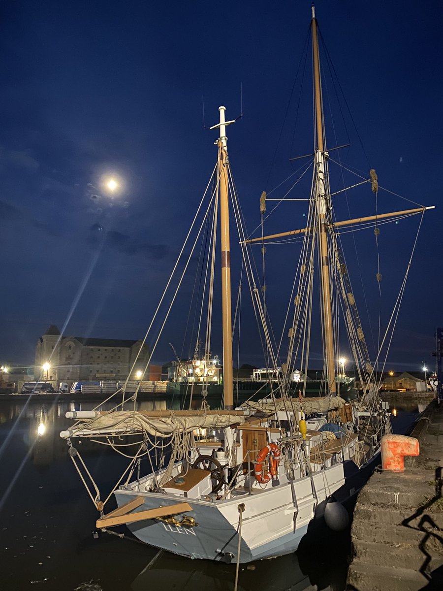 Ilen Marine School tweet media