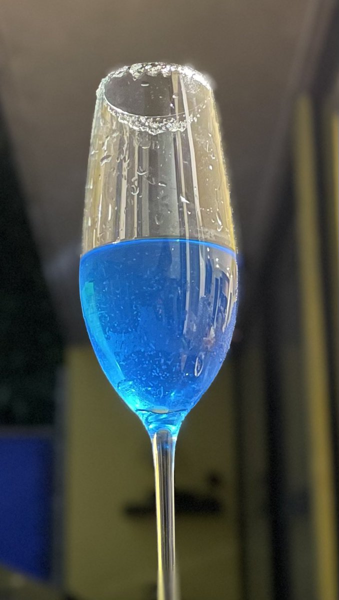 DonPerIgnnon's tweet photo. Se inaugura temporada de #Putitragos https://t.co/PVBR81qRYf
