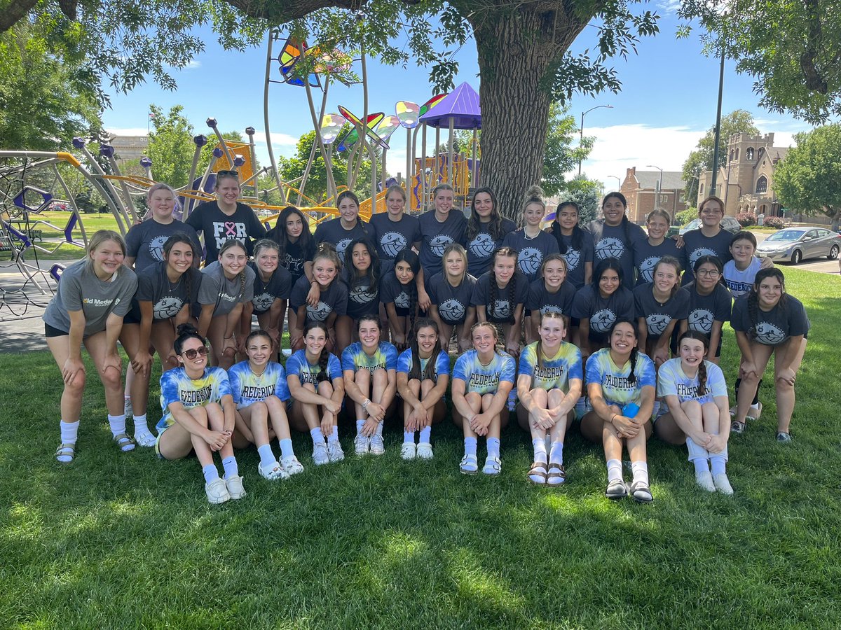 FHS Girls Volleyball tweet media