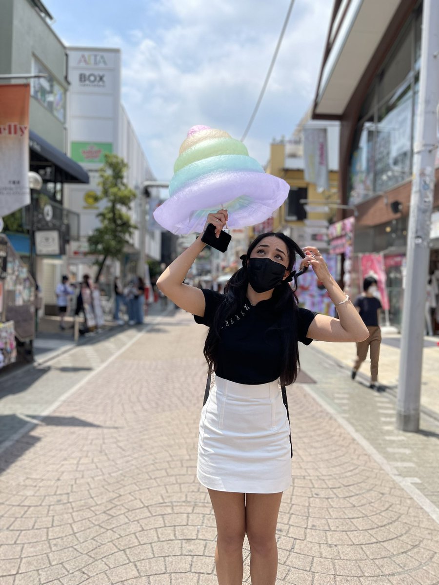 DisguisedToast's tweet image. Beautiful People in Japan