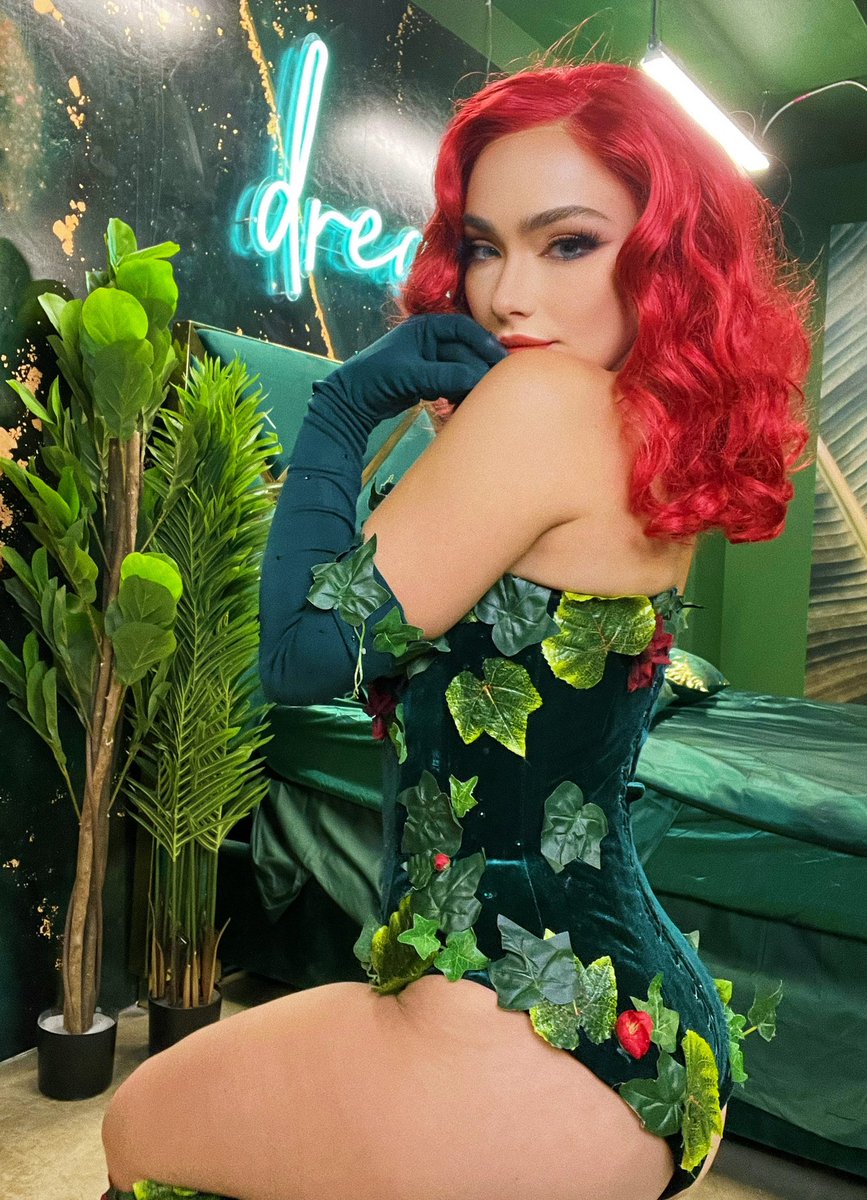 𝗖𝗼𝘀𝗽𝗹𝗮𝘆𝗜𝗻𝗳𝗶𝗻𝗶𝘁𝘆 on Twitter: "RT @caitchristinee: Nature always wins 🍃"