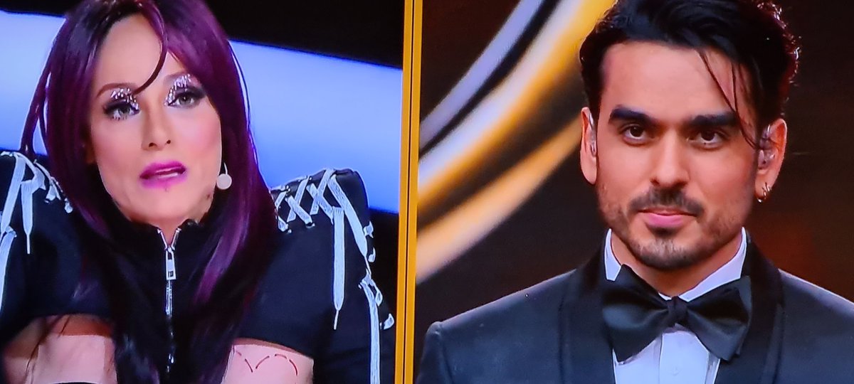 mauasecas's tweet photo. Lolita Cortés saboreándose a Andrés de pelo corto, que le cante la próxima semana la de "50 y 20"  #LaAcademiaTop10 https://t.co/7vbjYnWEnj