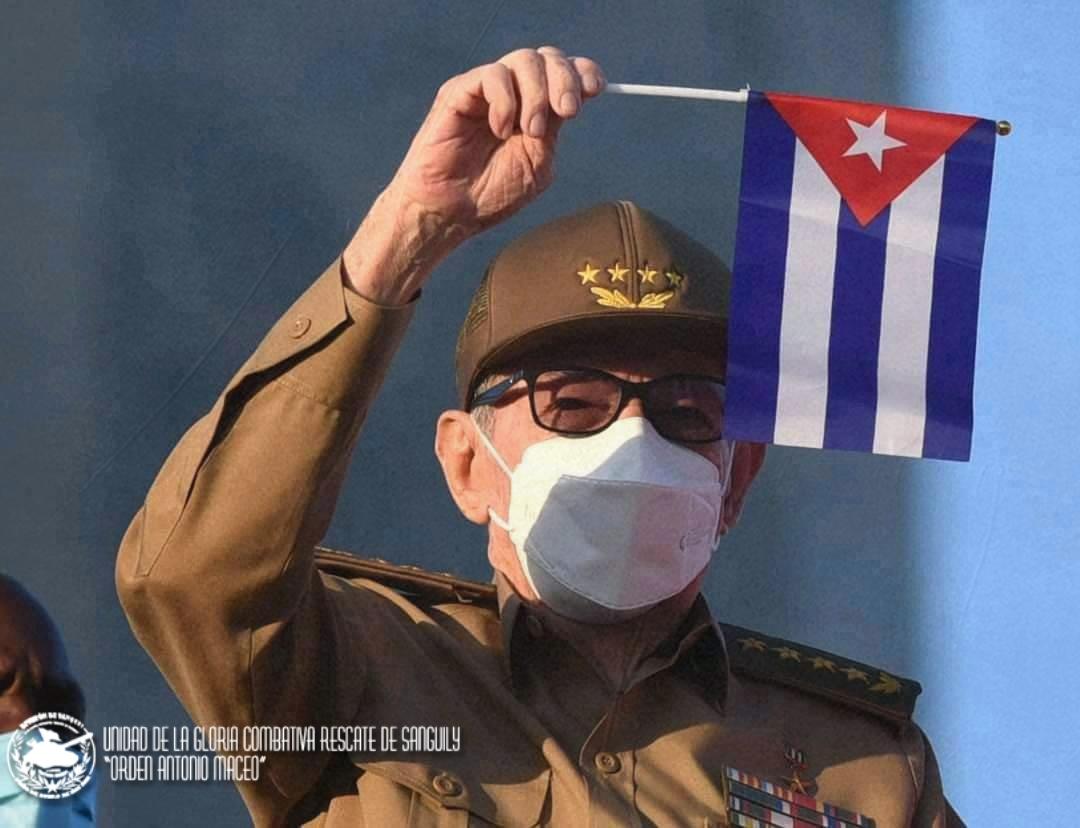 La Juventud cubana nunca defraudará la confianza que nuestro General de Ejército ha depositado en ella, seguiremos luchando por una #CubaPorLaPaz porque #CubaEsAmor