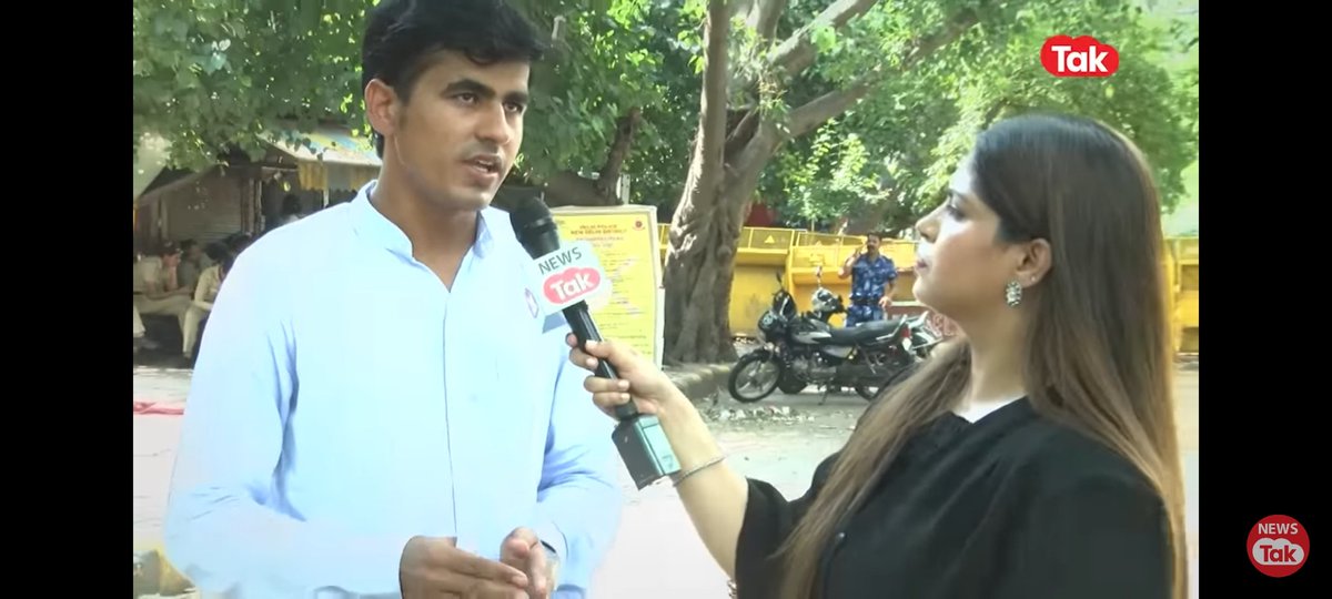 imch_arun's tweet photo. Heartly thanks to @NidhiTanejaa mam who raise our issue on her platform
@newstakofficial 
#JusticeForDefenceStudens https://t.co/Eq9yJmVcvW