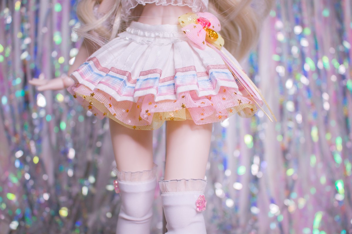 caramelappledd's tweet photo. おへそvsふともも|˙-˙)ﾁﾗｯ♡ https://t.co/gT4AnnSv39