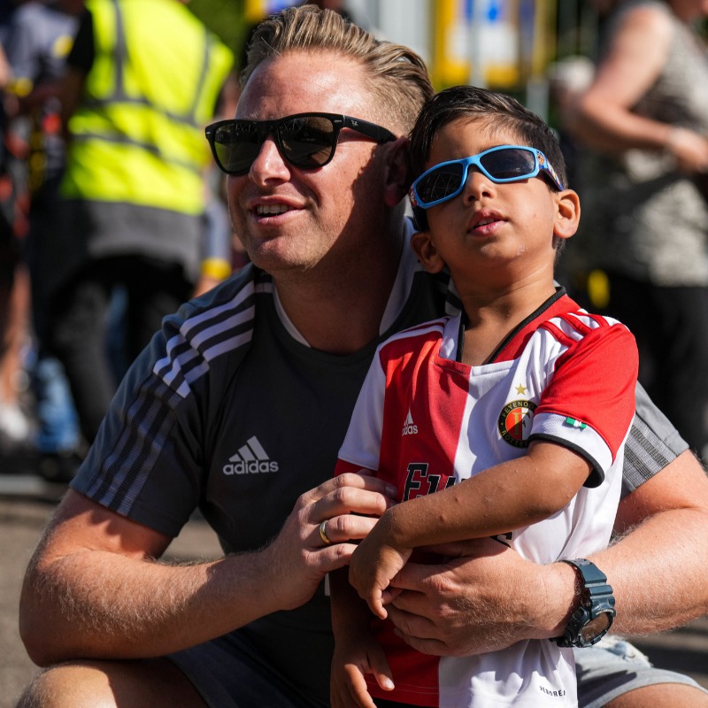 Feyenoord's tweet photo. De poorten van @DeKuip zijn geopend.

Heel veel plezier allemaal op de #OpenDag2022! 😎