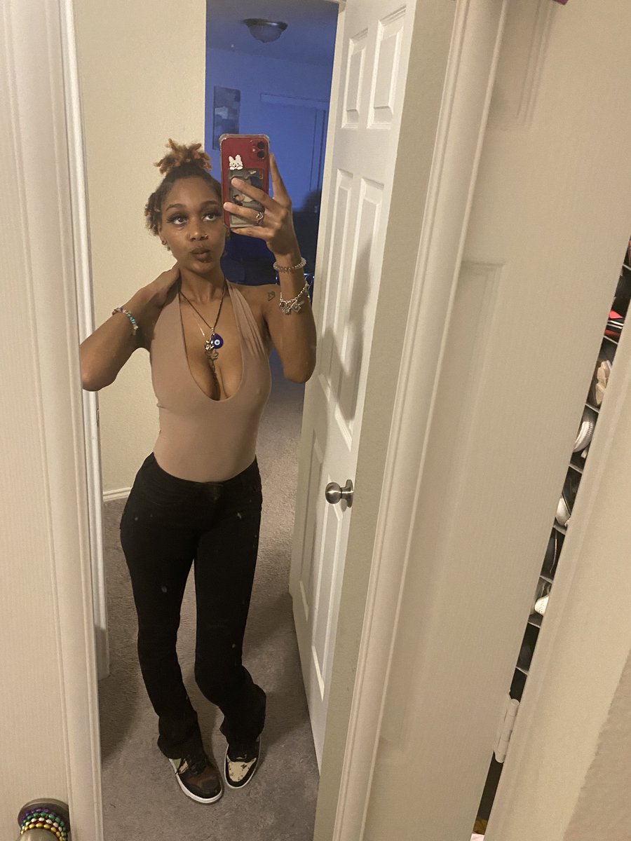 foodoverniggahs's tweet photo. avi +3 https://t.co/Qiyxzuq4EA