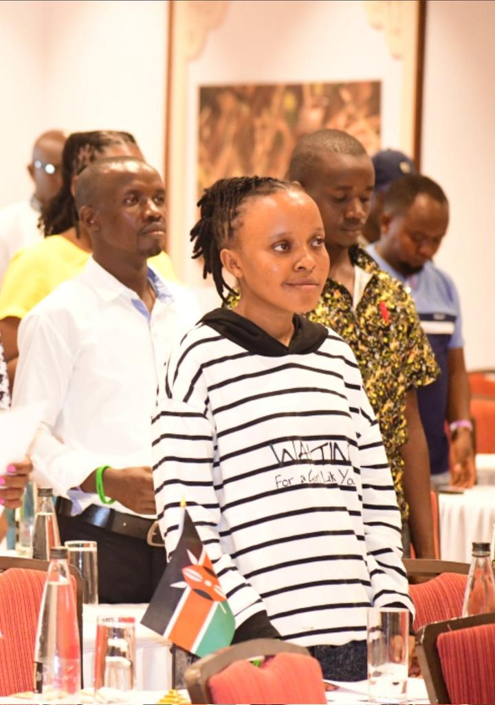 BonyCMK's tweet photo. When we talk it...@YEDNetworkKe we mean it with @UNDPKenya ..peace to election peace @IEBC_YCC and  @IEBCKenya thanks for the good work of preaching peace..
@katrinacate06
@Israel_Adam_ 
@kalokikilisya https://t.co/LtmmgohIrl