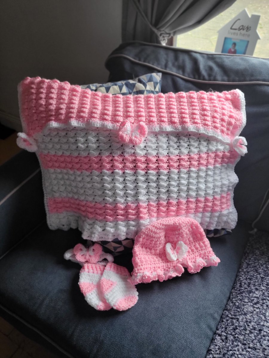 laverysm's tweet photo. Beautiful baby girl summer set #MadeWithMarriner https://t.co/ZIUlIi502r