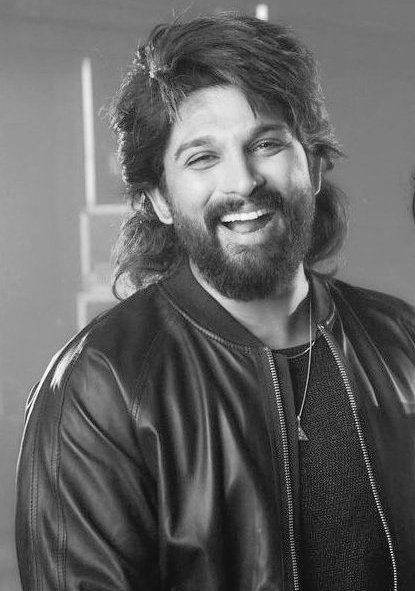 akarsh_26's tweet photo. King of swag 👑 🔥

@alluarjun #Alluarjun https://t.co/yLDGhZFH4E