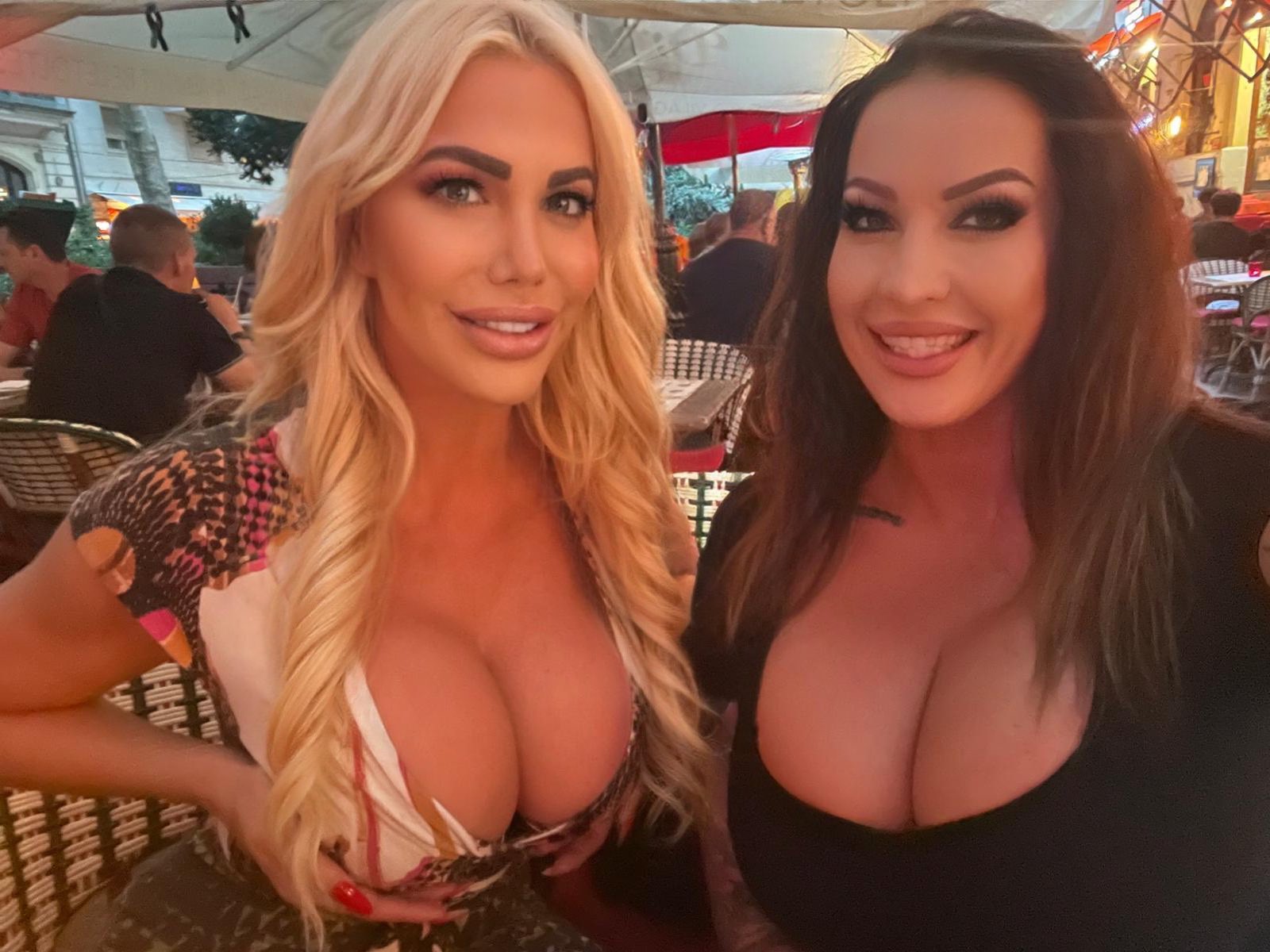 TORI CUMMINGS on Twitter "Out last night with the beautiful laura