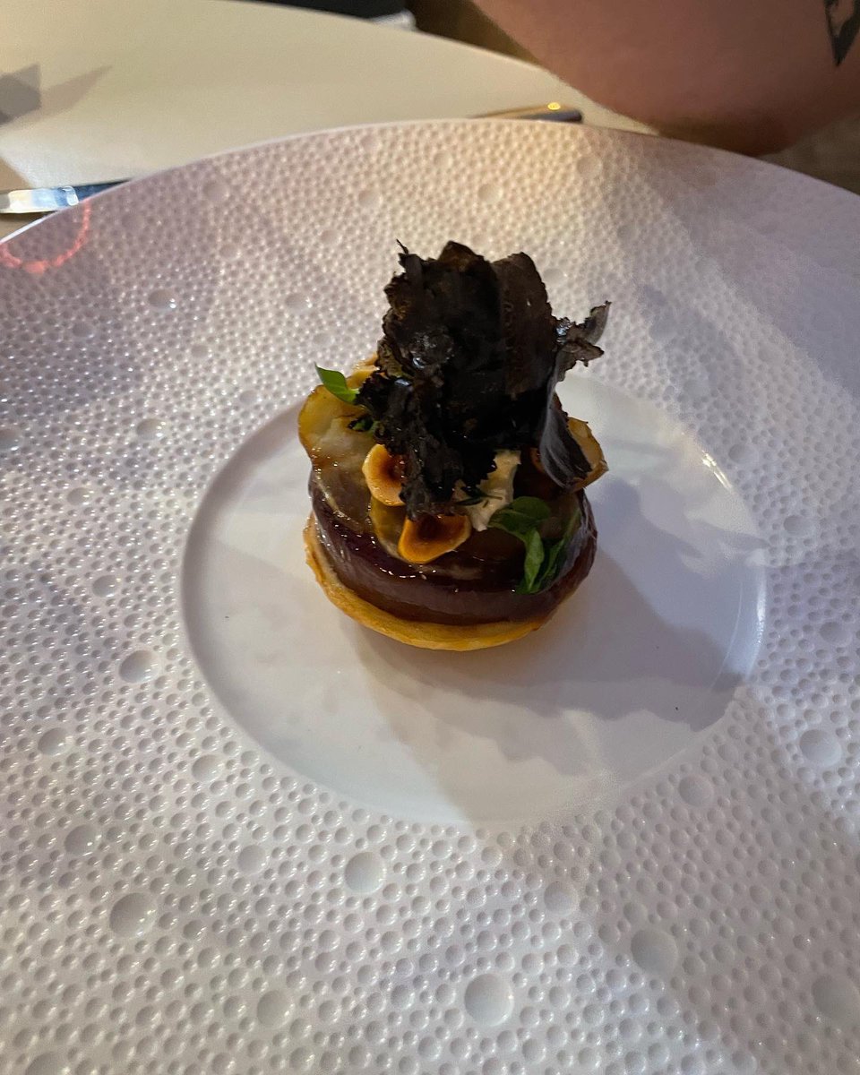 Totally worth the 7 hr drive! Absolutely amazing dinner last night - just some of the amazing plates we got to try. <a href="/PaulAinsw6rth/">The Ainsworth Collection</a> #padstow 💕