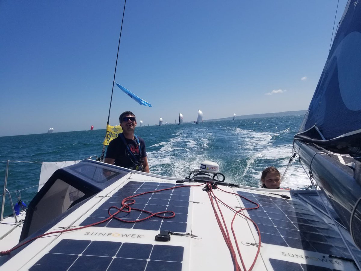 Départ de la <a href="/DrheamCup/">Drheam-Cup</a> à 14 h 20 pour le #class40 <a href="/rescue_ocean/">PROJECT RESCUE OCEAN</a> ! Le lien de la carto qui va hanter vos jours et vos nuits : yb.tl/DrheamCup2022?…

<a href="/Intechmedical/">Intech</a> <a href="/capza_co/">CAPZA</a> <a href="/WestlakePlastix/">Westlake Plastics</a> <a href="/ushipnautisme/">USHIP</a> #EfesoConsulting