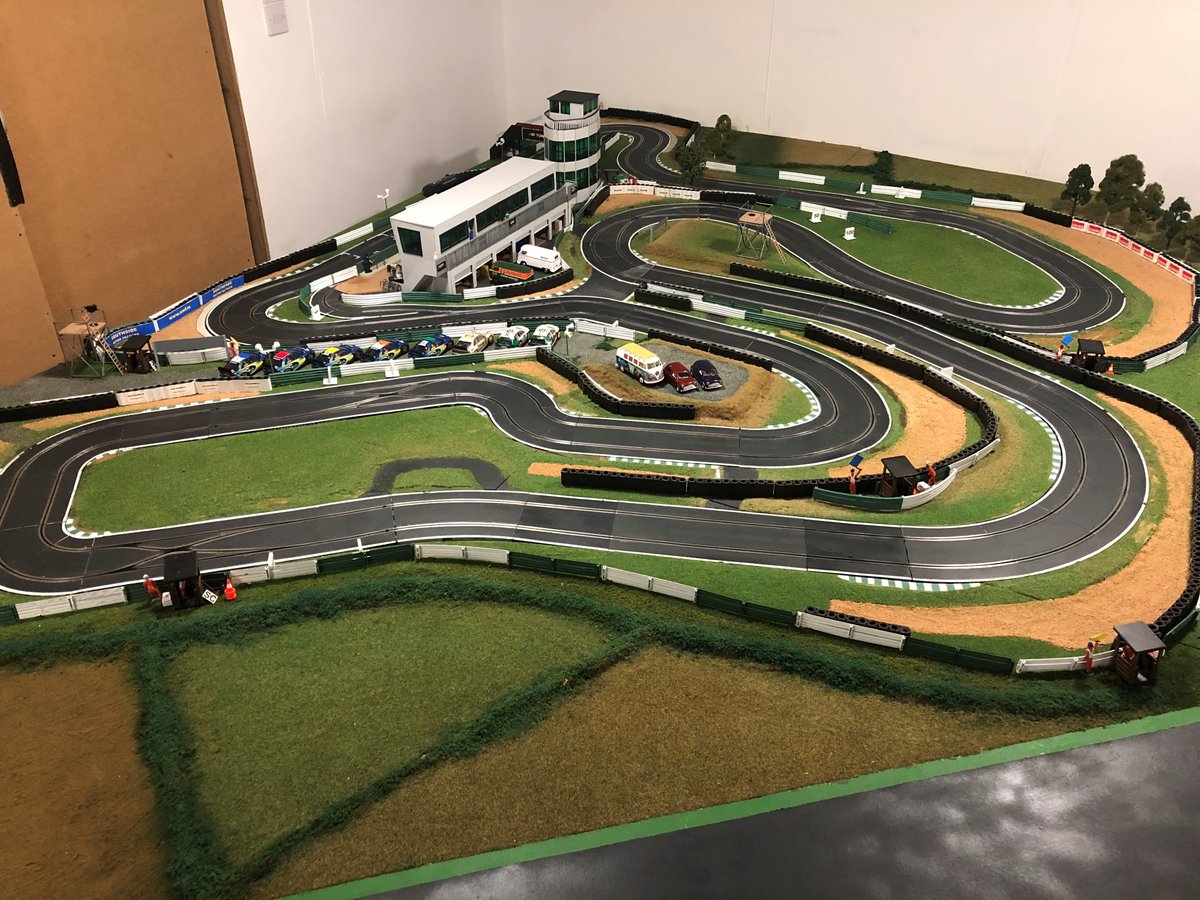 Scalextric tweet media