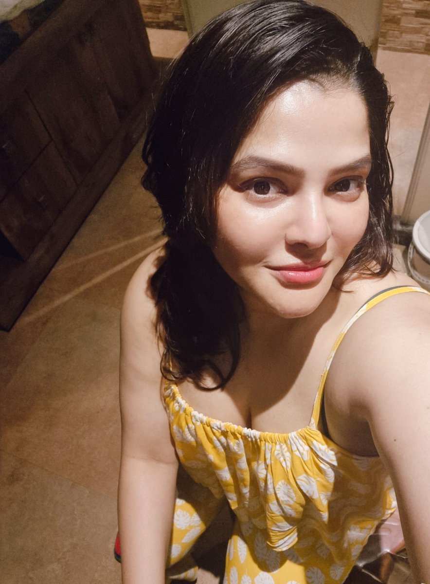 myselfarpita's tweet photo. Goodmorning everyone! Happy Sunday...enjoy the day
#happysunday #sundaymornings #sundayvibes #lazyday #offday #likeforlikes #likeforfollowback #followmefollowyou https://t.co/NiNa0ZV4pB