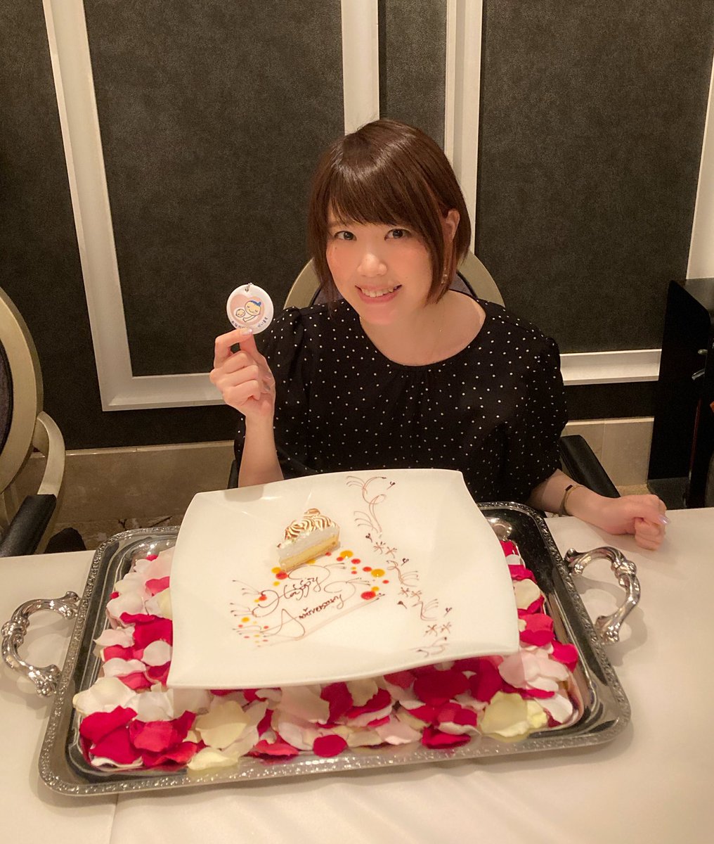 udamarico's tweet photo. 【🌻ご報告🌻】

今年に入ってから
あんまりお仕事🎤はせず
のんびりしていたのですが…🍀、

『この度 新しい命✨を授かり
　10月にママになります🤱』

私が、ママかぁ🤣‼️笑…(怖っ)
新しい人生の始まり、
頑張りま~~~す✊💓 https://t.co/zjzx5ADJ0z