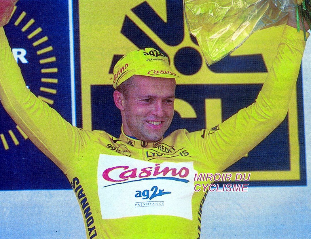 Miroir2Cyclisme's tweet photo. On souhaite un très bon anniversaire au porteur du #maillotjaune sur le Tour 1999. Jaan Kirsipuu (53) 🎂
We wish a very happy birthday to the wearer of the #yellowjersey on the Tour 1999. Jaan Kirsipuu (53) 🎂
📸 T. Deketelaere
#JaanKirsipuu #TDF #TDF1999 #TDF2022 #cycling https://t.co/eq8nAhtoPH