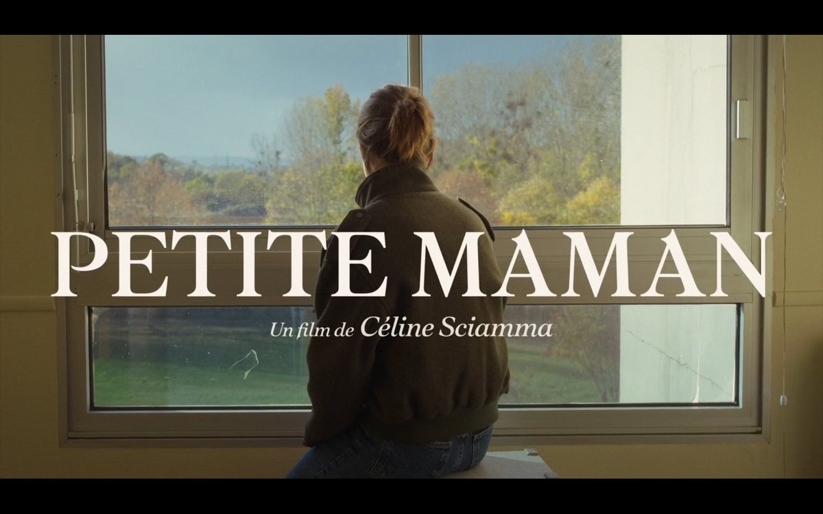 beluperfectblue's tweet photo. Cálida como el sol de julio al mediodía, dulce como un postrecito, cortita como las mejores canciones, y reparadora como un abrazo de mamá.
Petite Maman de Celine Sciamma.
Hermosa película. https://t.co/Pe8QYgbw76
