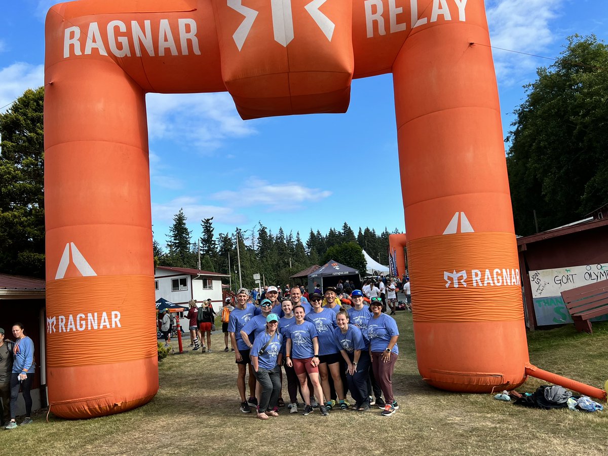 TeamCakesNWP's tweet photo. photo by the arch! #RagnarNWP https://t.co/oLvxbrSRE9