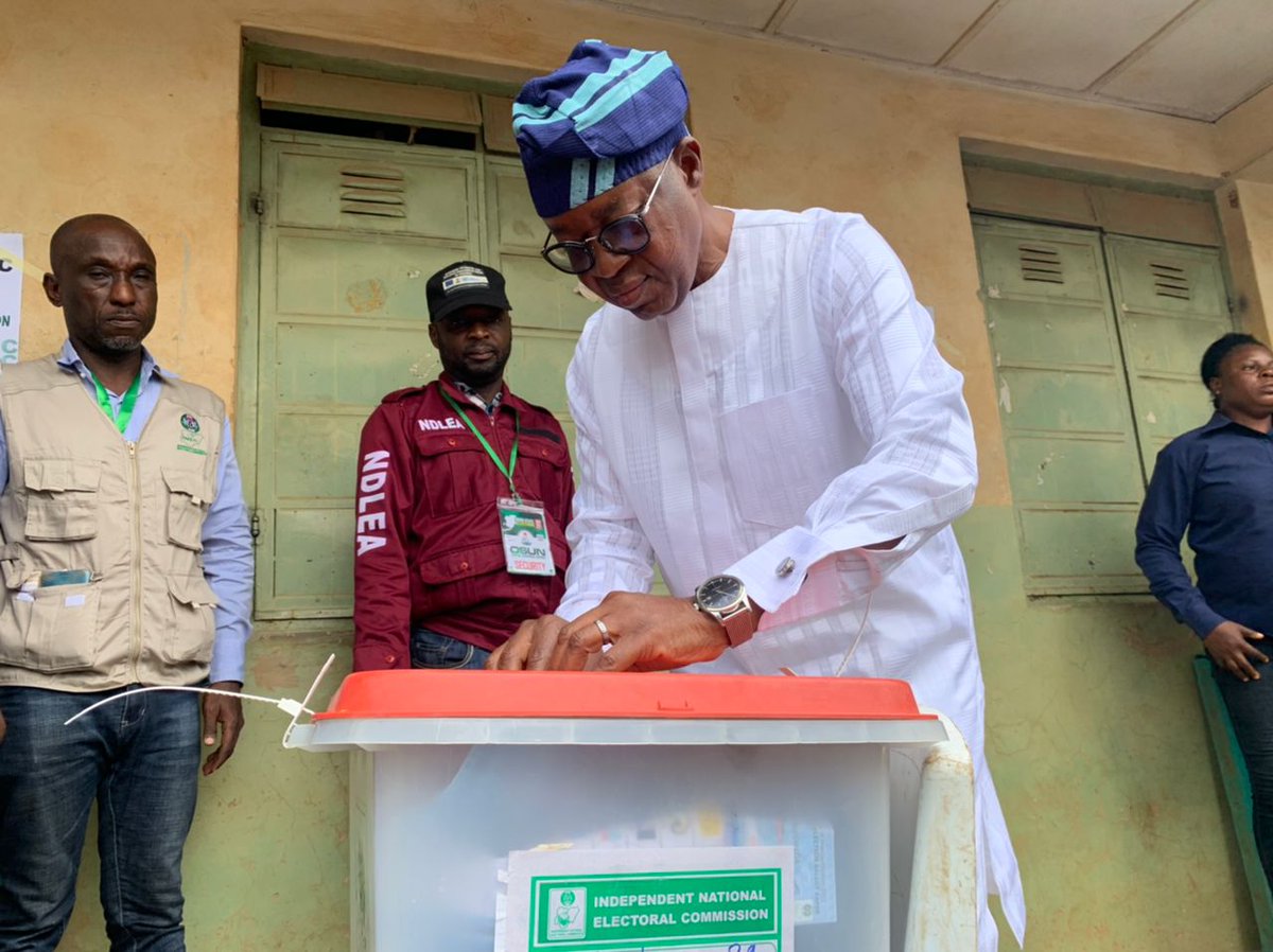 MobilePunch's tweet photo. How the two main parties stand...
APC: 375,027 votes
PDP: 403,371 votes
APC wins 13 LGAs
PDP wins 17 LGAs
#OsunDecides2022
#osunDecides
#PUNCHLiveCoverage https://t.co/HZNq4TvFP6