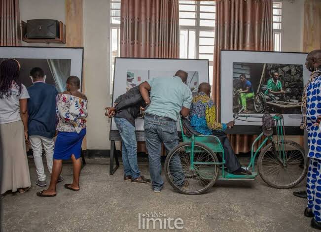 joe38690756's tweet photo. Rien n’empêche de travailler quelques soit ton état 🇨🇩💪 https://t.co/dpFGdwjEf4