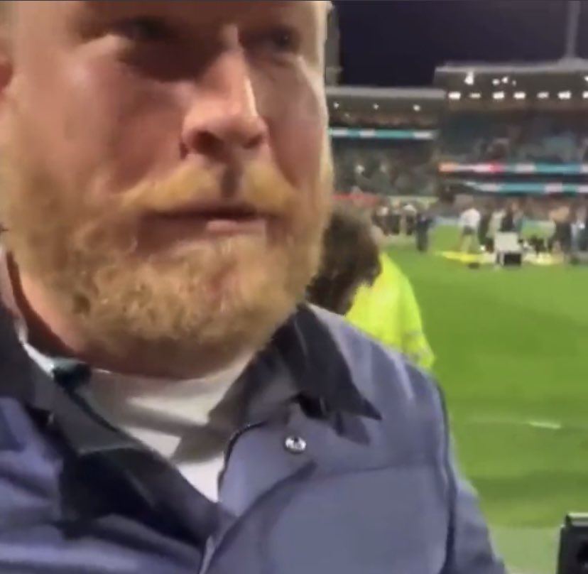 The face you pull when you sneak a $1.08 pop into your 8 leg multi “for a bit more value” and it’s the only one that doesn’t salute 

#GoodCall