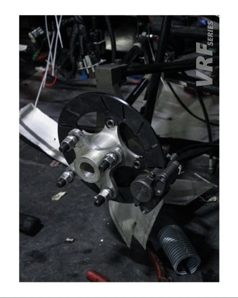 RacingVelocita's tweet photo. A look into VRF3 manufacturing phase.

@formulabharat 2022

Follow us on : 
Instagram : https://t.co/23rCW1mbzN
LinkedIn: https://t.co/KCurjLOOvv
YouTube: https://t.co/EhXewFlQHA

#fsae #formulabharat #formulastudent #throwback #Engineering https://t.co/8EE3XhaVIW
