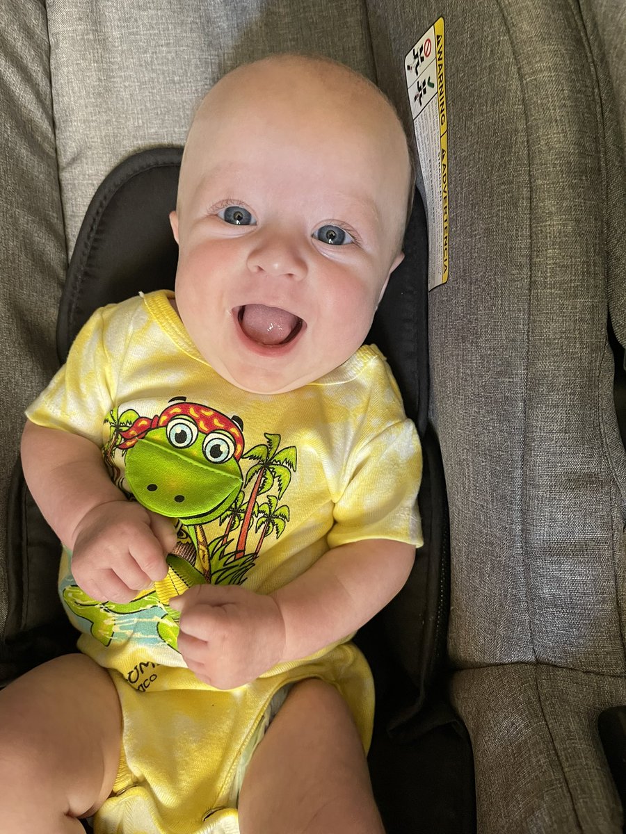 desirae_howell's tweet photo. He is just so handsome. https://t.co/fwDQnRGADE